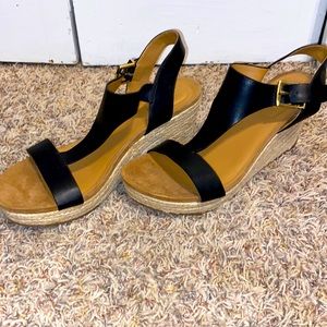 Women’s black wedges size 8.5 Never worn